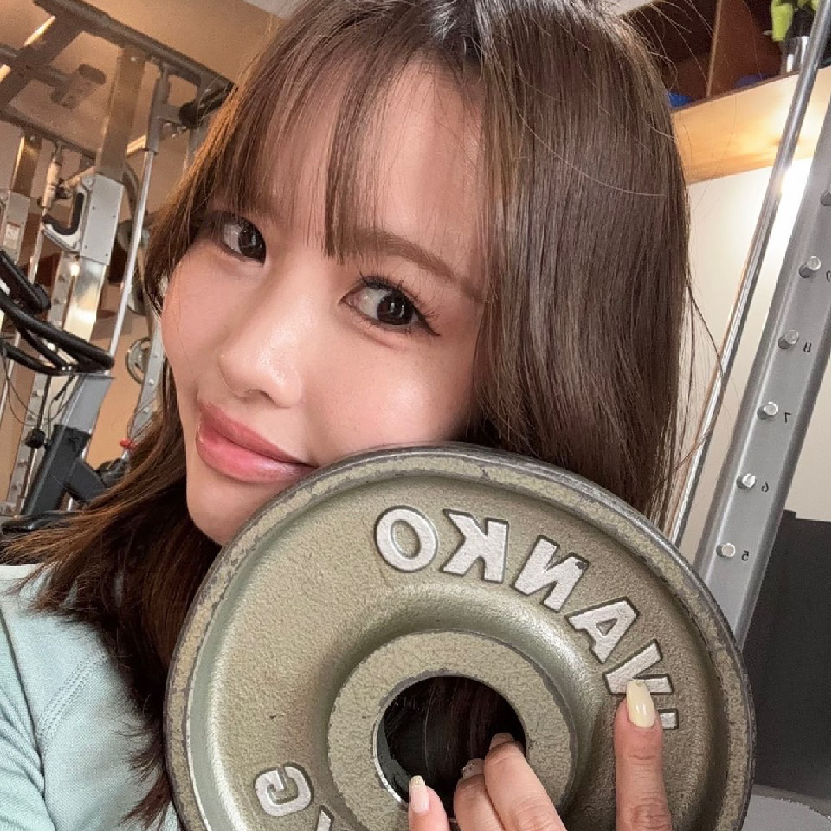 EMANNの女性トレーナー